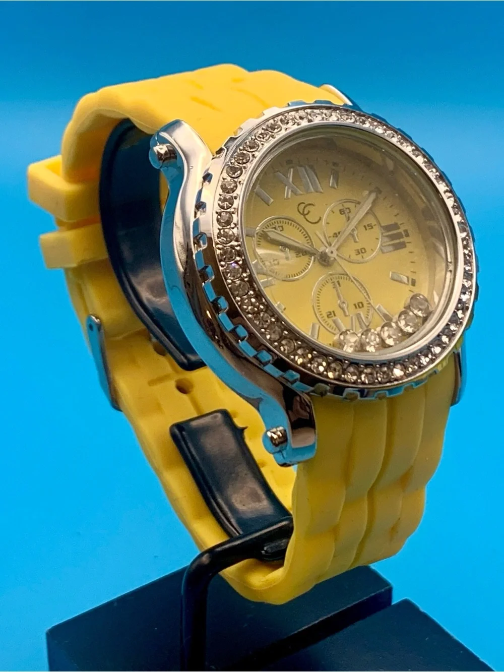 CHARMING CHARLIE 3282 Women’s Quartz Wristwatch Crystal Accents Working New Batt